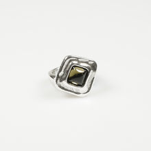 Cargar imagen en el visor de la galería, Anillo cuadrado cristal