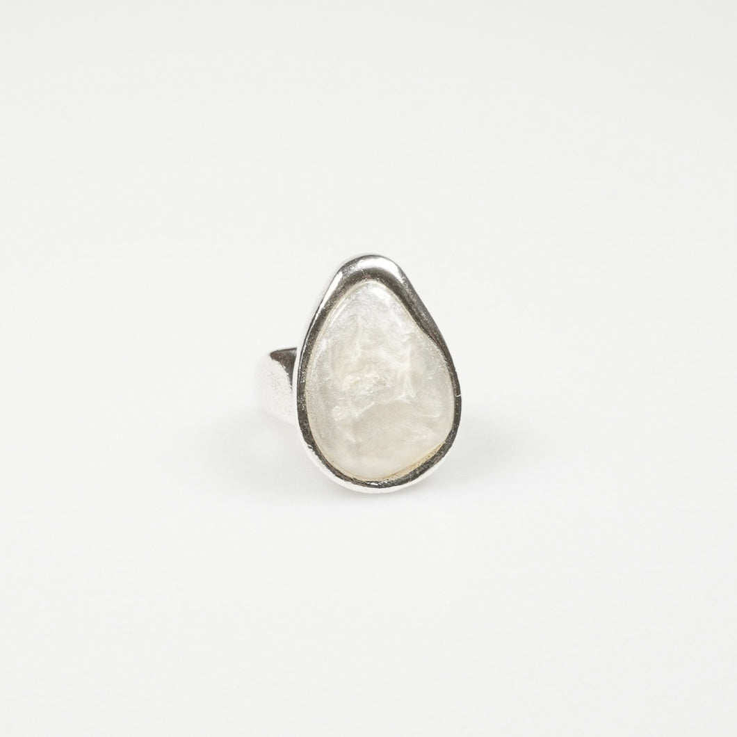 Anillo lágrima resina